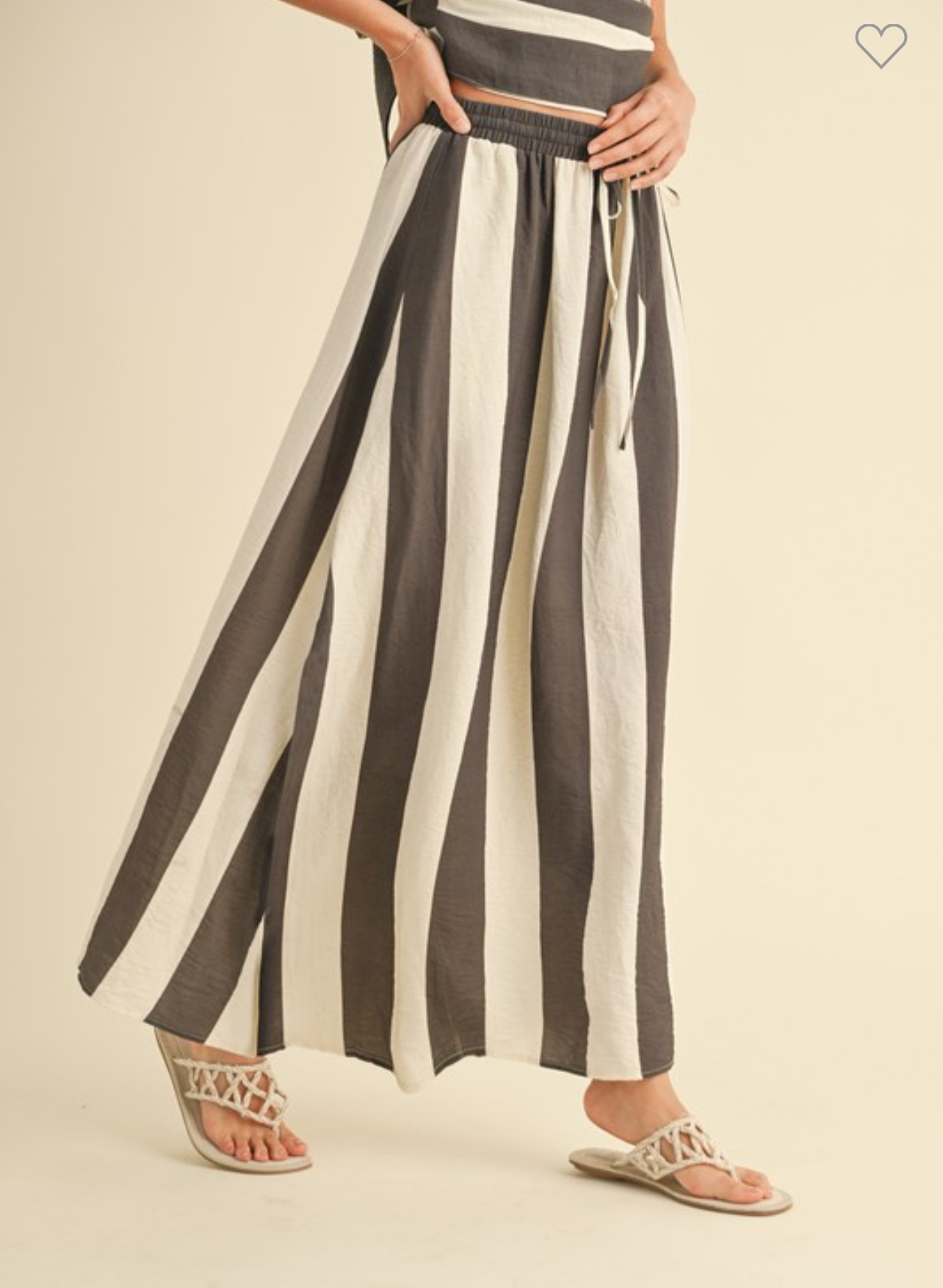Wide Stripe Pattern Top & Pants